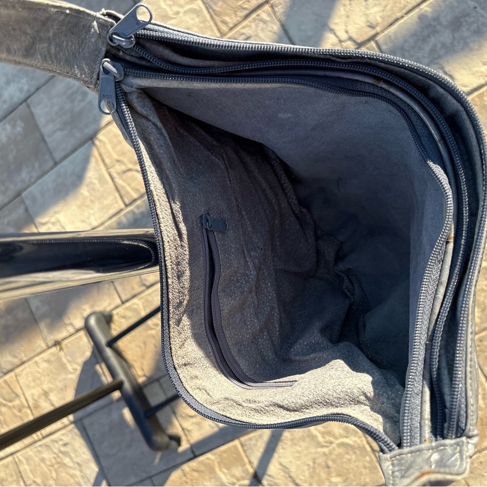 Vintage Genuine Eel Skin Leather Shoulder Bag | Grey | Good Condition | KOREA - Picture 6 of 13